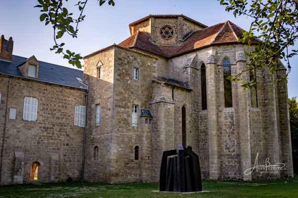 Hantaï @ Abbaye de Beaulieu © Auxie Boivin-30