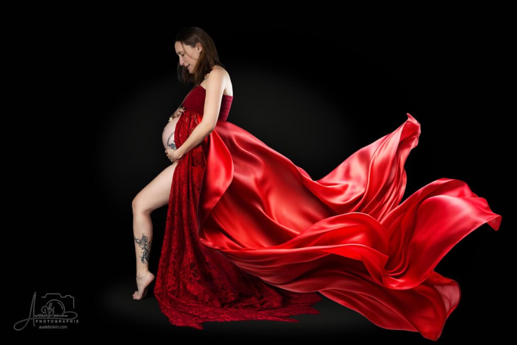 Portrait artistique maternité studio ©Auxie Boivin
